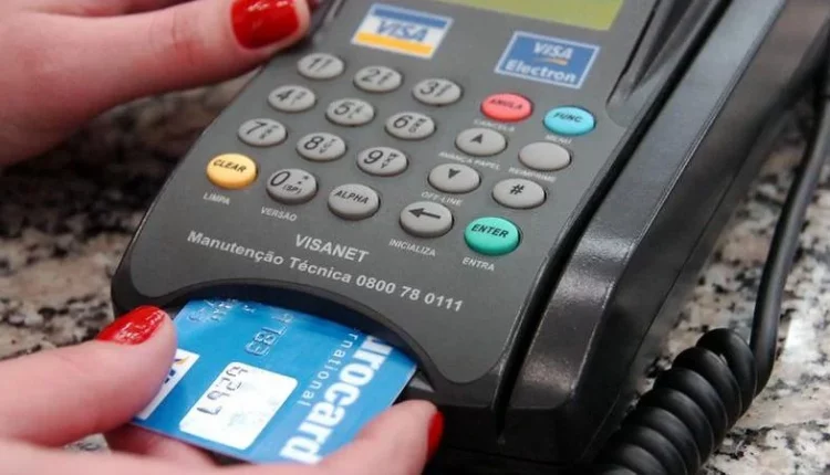 Ir para  <p><big>O Imposto sobre Opera&ccedil;&otilde;es Financeiras&nbsp;(IOF) nas compras internacionais feitas com cart&atilde;o de cr&eacute;dito est&aacute; menor desde a quinta-feira, dia 2. A...
